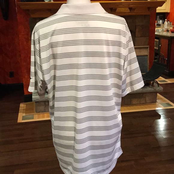 NWOT men’s black and white striped Nike golf polo - Picture 4 of 6